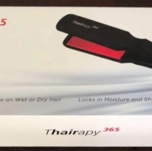 Thairapy 365 Professional Wet or Dry Flat Iron